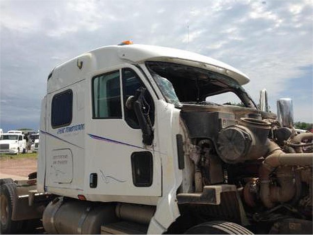 PETERBILT 387 Photo