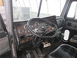 PETERBILT 377 Photo #6