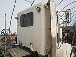 PETERBILT 377 Photo #4
