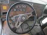 PETERBILT 377 Photo #11