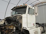 PETERBILT 377 Photo #2