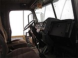 PETERBILT 377 Photo #11