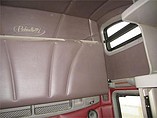PETERBILT 387 Photo #12