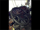 PETERBILT 387 Photo #12