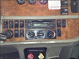 PETERBILT 386 Photo #7