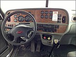 PETERBILT 386 Photo #11