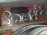 PETERBILT 387 Photo #12