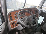 PETERBILT 386 Photo #5