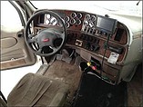 PETERBILT 387 Photo #5