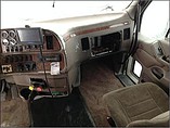 PETERBILT 387 Photo #6