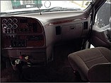 PETERBILT 387 Photo #13