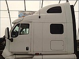 PETERBILT 387 Photo #2
