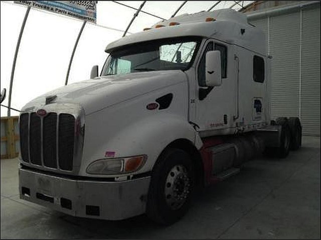 PETERBILT 387 Photo