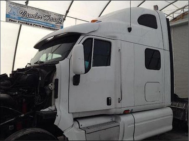 PETERBILT 387 Photo