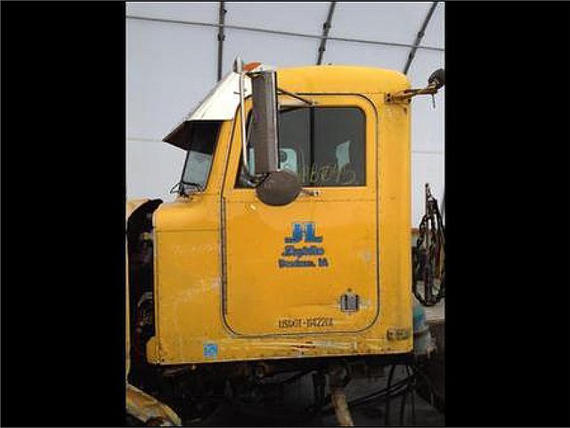 PETERBILT 379 Photo