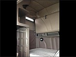 PETERBILT 387 Photo #10