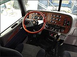 PETERBILT 386 Photo #5