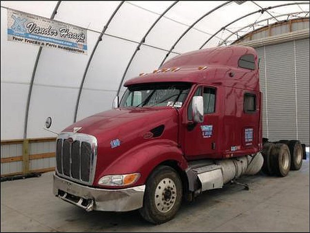 PETERBILT 387 Photo