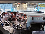 PETERBILT 387 Photo #7