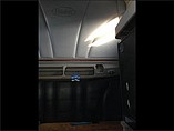 PETERBILT 387 Photo #9
