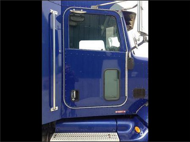 PETERBILT 386 Photo