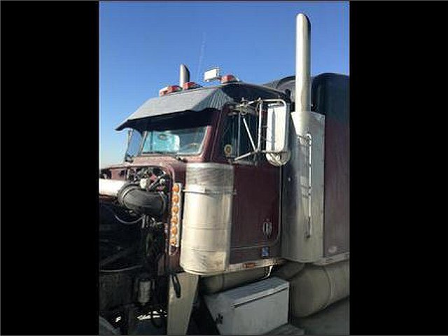 PETERBILT 379 Photo