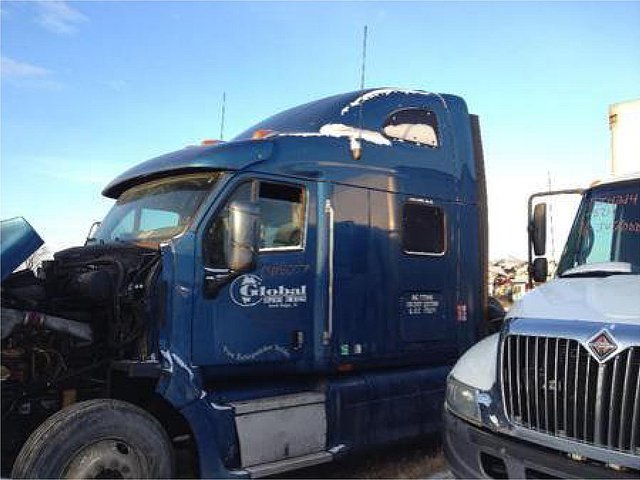 PETERBILT 387 Photo