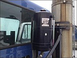 PETERBILT 320 LCF Photo #2