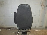 PETERBILT 387 Photo #2