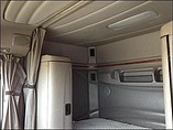 PETERBILT 387 Photo #13