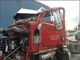 PETERBILT 388 Photo #2
