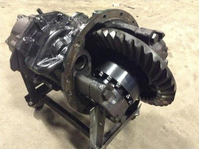 MERITOR RD20145 Photo