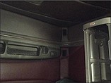 PETERBILT 387 Photo #8