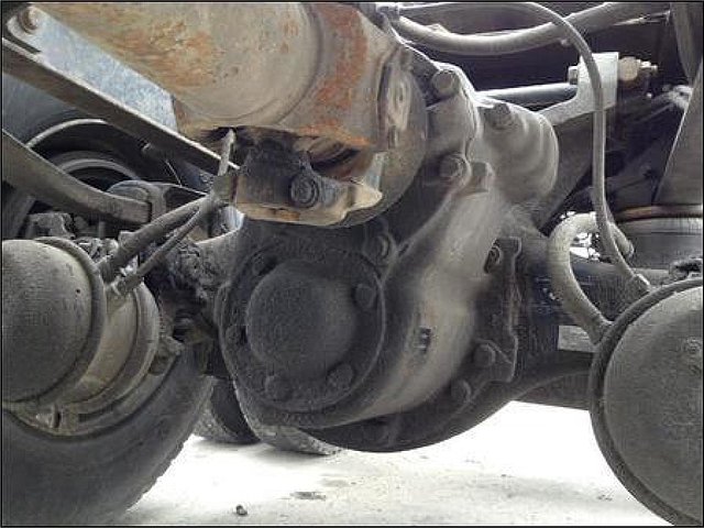 MERITOR RD20145 Photo