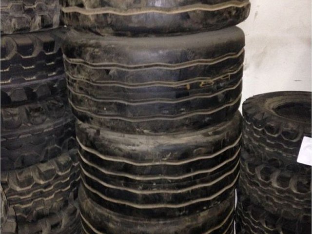 OHTSU R800 22X10-10 8PLY