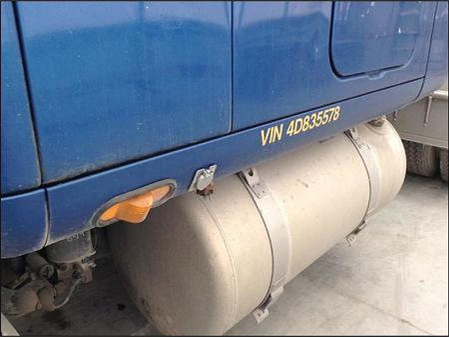 PETERBILT 387 Photo