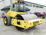 2010 BOMAG BW211D-40 Photo #1