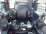 2014 BOBCAT T870 Photo #16