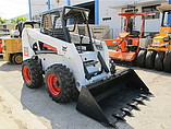 2005 BOBCAT S220 Photo #2