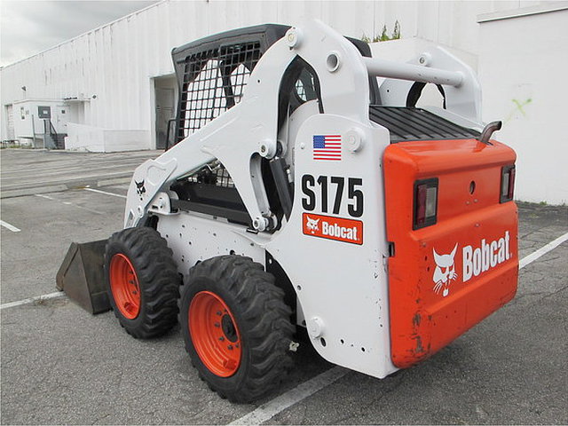 10 BOBCAT S175