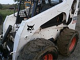 2008 BOBCAT S330 Photo #5