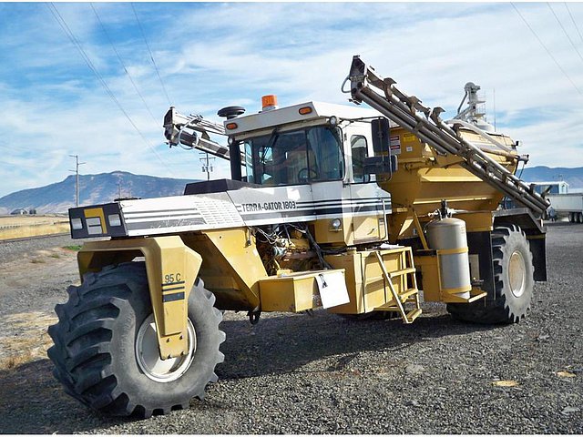 1995 AG CHEM TERRA GATOR 1803 Photo