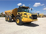 2015 BELL B30E Photo #2