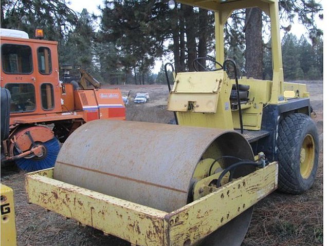 1990 BOMAG BW172D-2 Photo