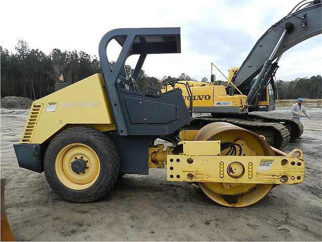 2000 BOMAG BW156D-3 Photo