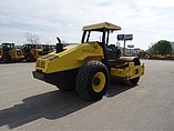 2011 BOMAG BW211D-40 Photo #4