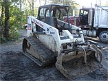 01 BOBCAT T200