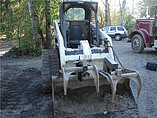 2001 BOBCAT T200 Photo #2