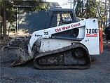 2001 BOBCAT T200 Photo #8