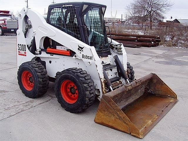 2004 BOBCAT S300 Photo